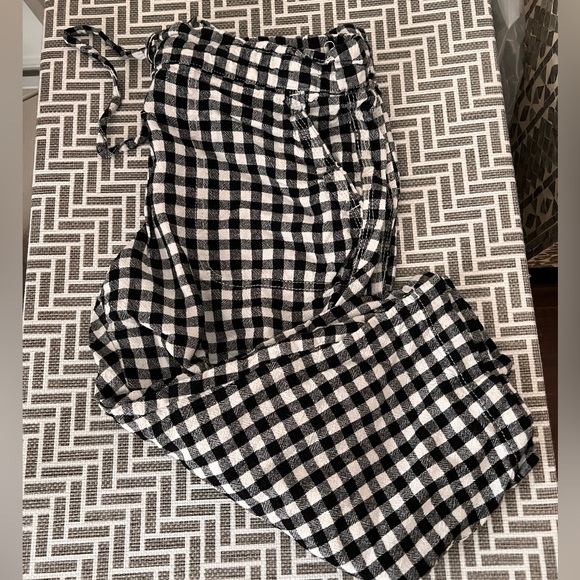 Lightweight Gingham Pants - Picture 4 of 4